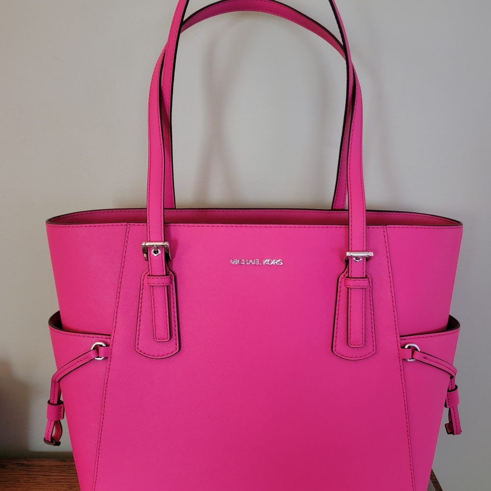 Michael Kors Voyager Dragonfruit Leather Travel Tote Bag